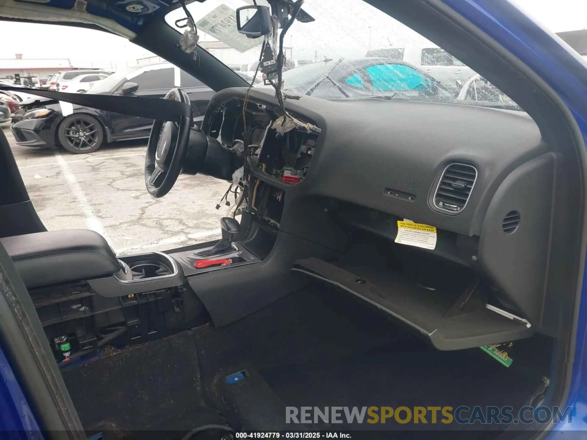 5 fotografías del automóvil dañado 2C3CDXGJ8KH615682 DODGE CHARGER 2019