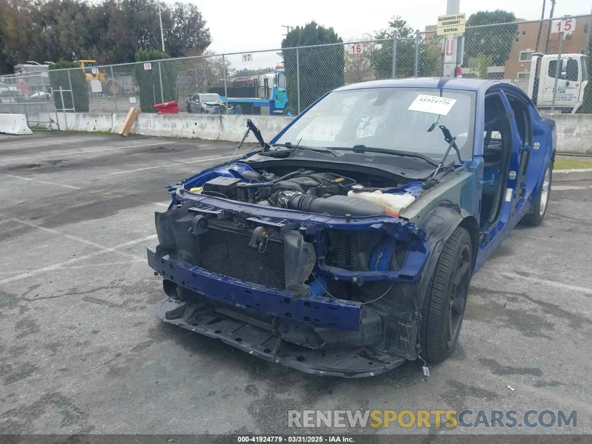 6 fotografías del automóvil dañado 2C3CDXGJ8KH615682 DODGE CHARGER 2019