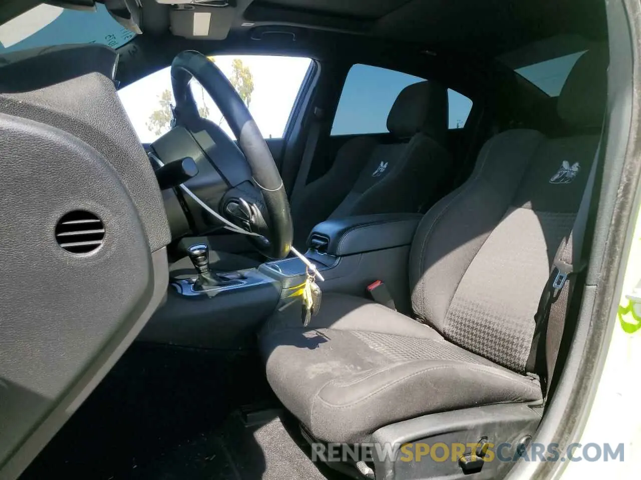 7 fotografías del automóvil dañado 2C3CDXGJ8KH716088 DODGE CHARGER 2019