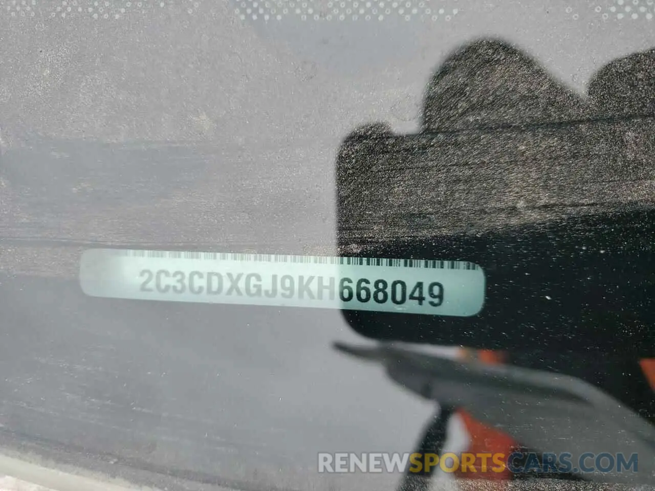 12 fotografías del automóvil dañado 2C3CDXGJ9KH668049 DODGE CHARGER 2019