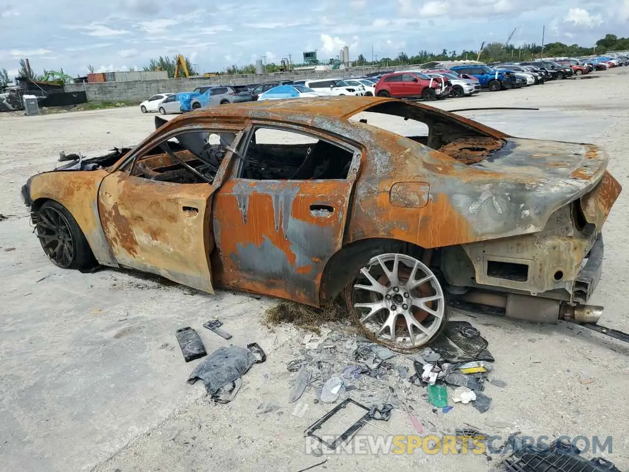 2 fotografías del automóvil dañado 2C3CDXGJXKH559017 DODGE CHARGER 2019