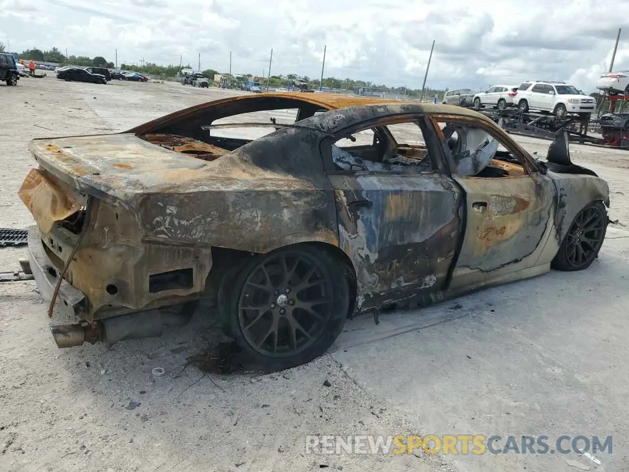 3 fotografías del automóvil dañado 2C3CDXGJXKH559017 DODGE CHARGER 2019