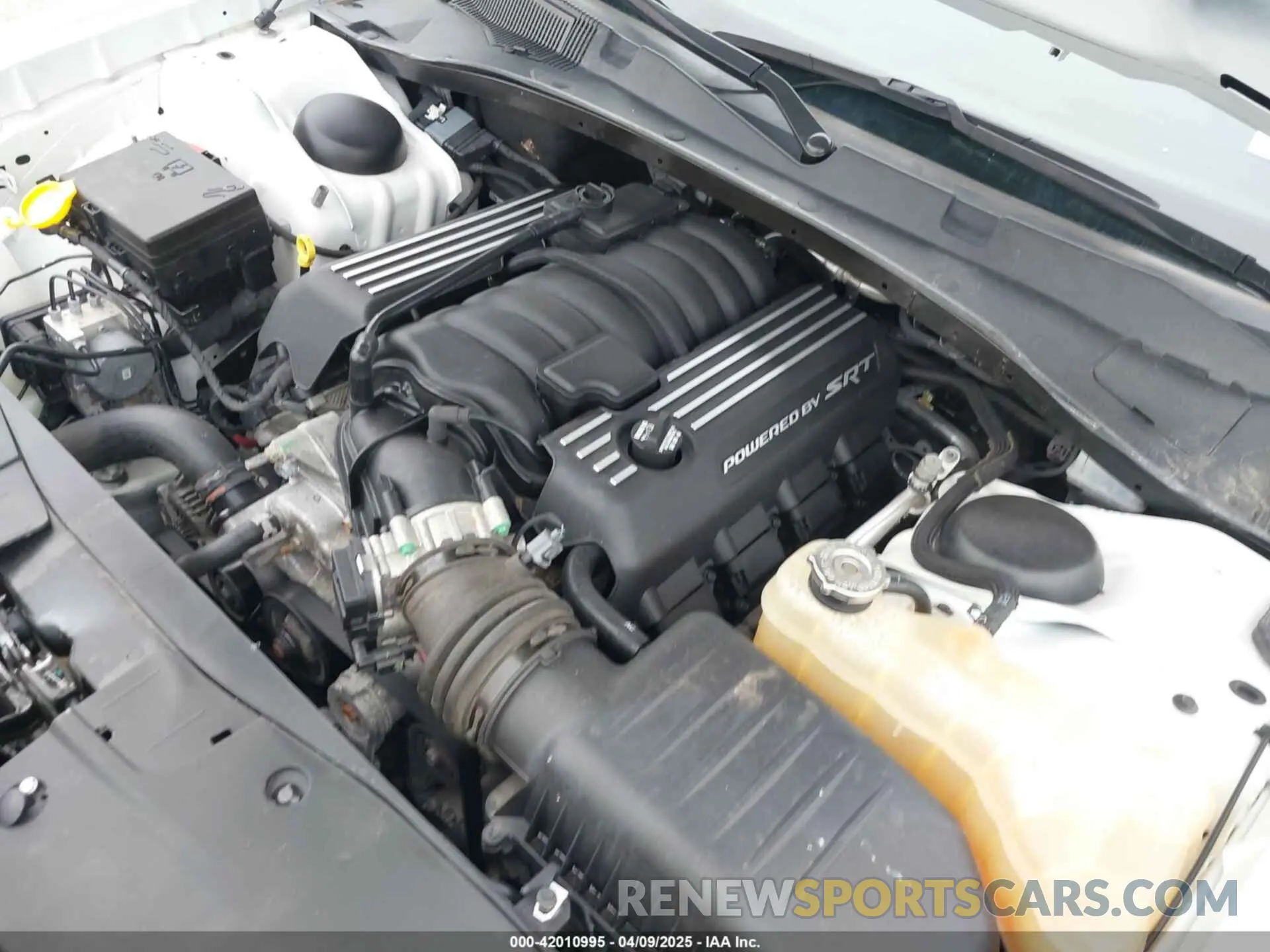 10 fotografías del automóvil dañado 2C3CDXGJXKH635612 DODGE CHARGER 2019