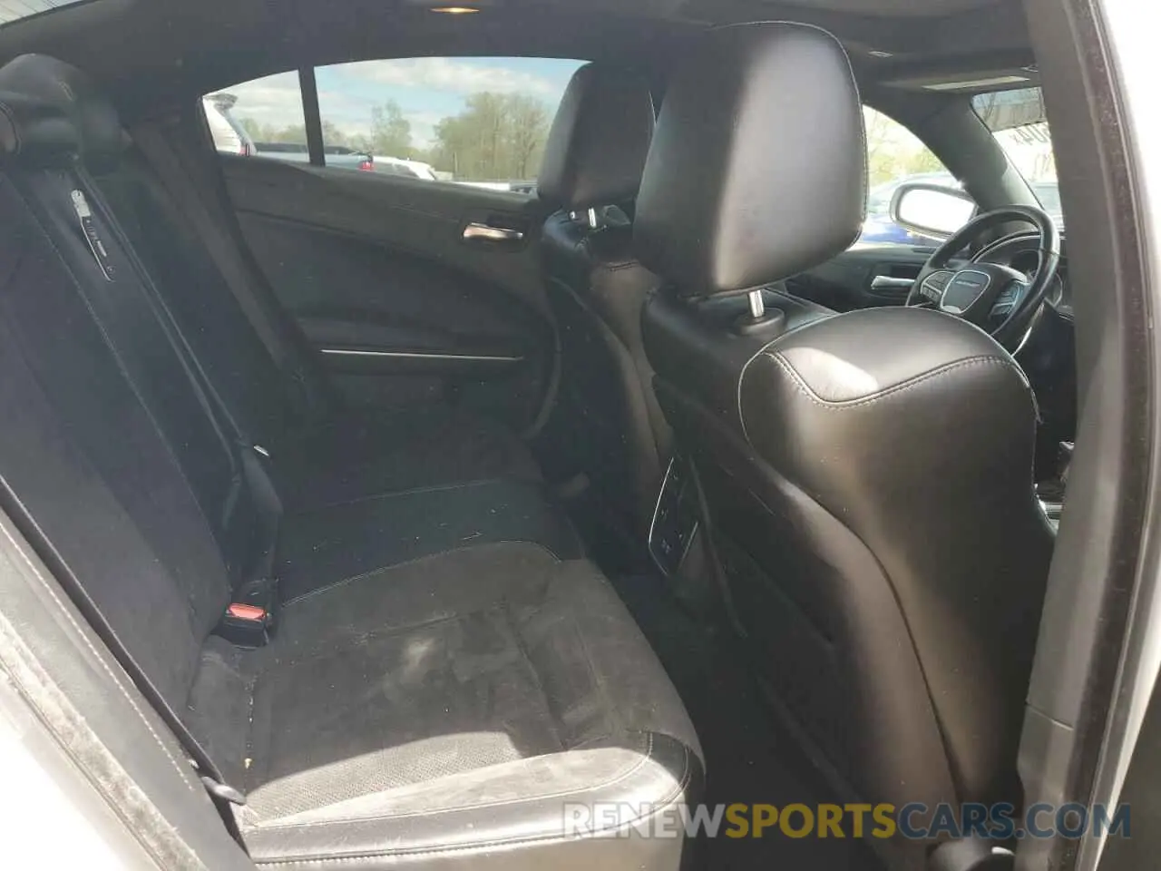 10 fotografías del automóvil dañado 2C3CDXGJXKH650661 DODGE CHARGER 2019