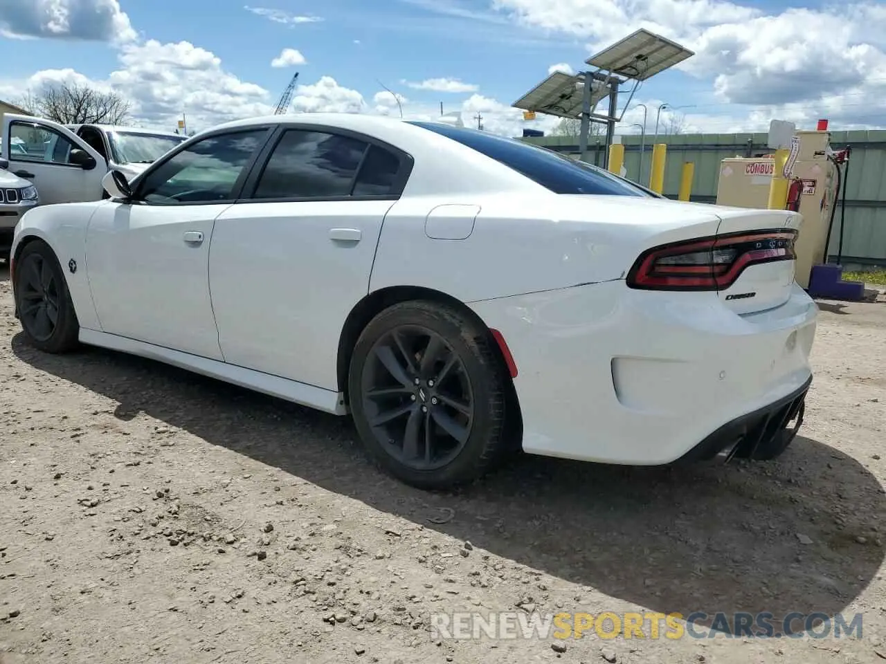 2 fotografías del automóvil dañado 2C3CDXGJXKH650661 DODGE CHARGER 2019