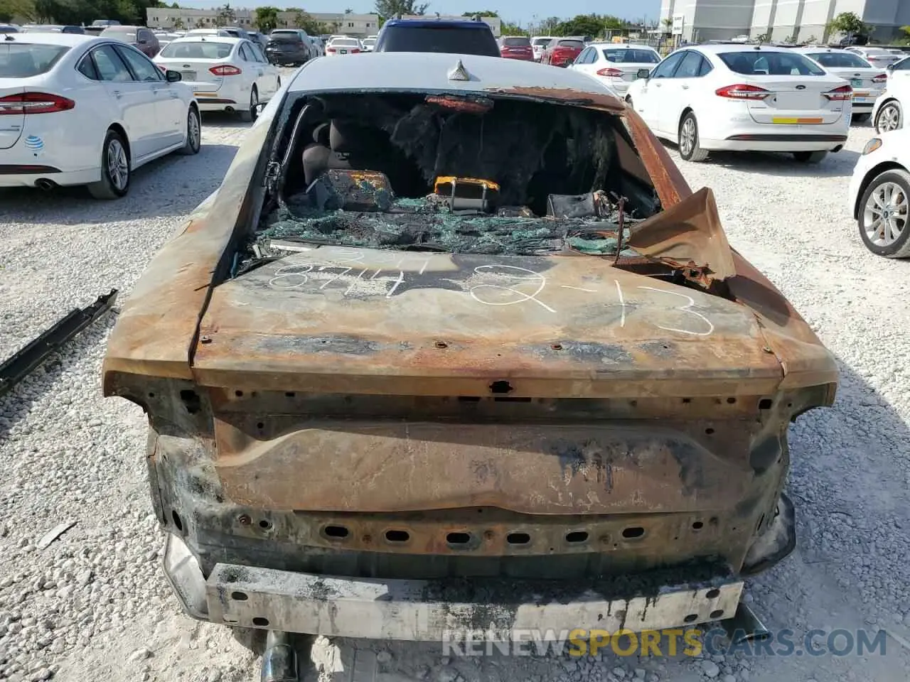 6 fotografías del automóvil dañado 2C3CDXHG1KH558714 DODGE CHARGER 2019