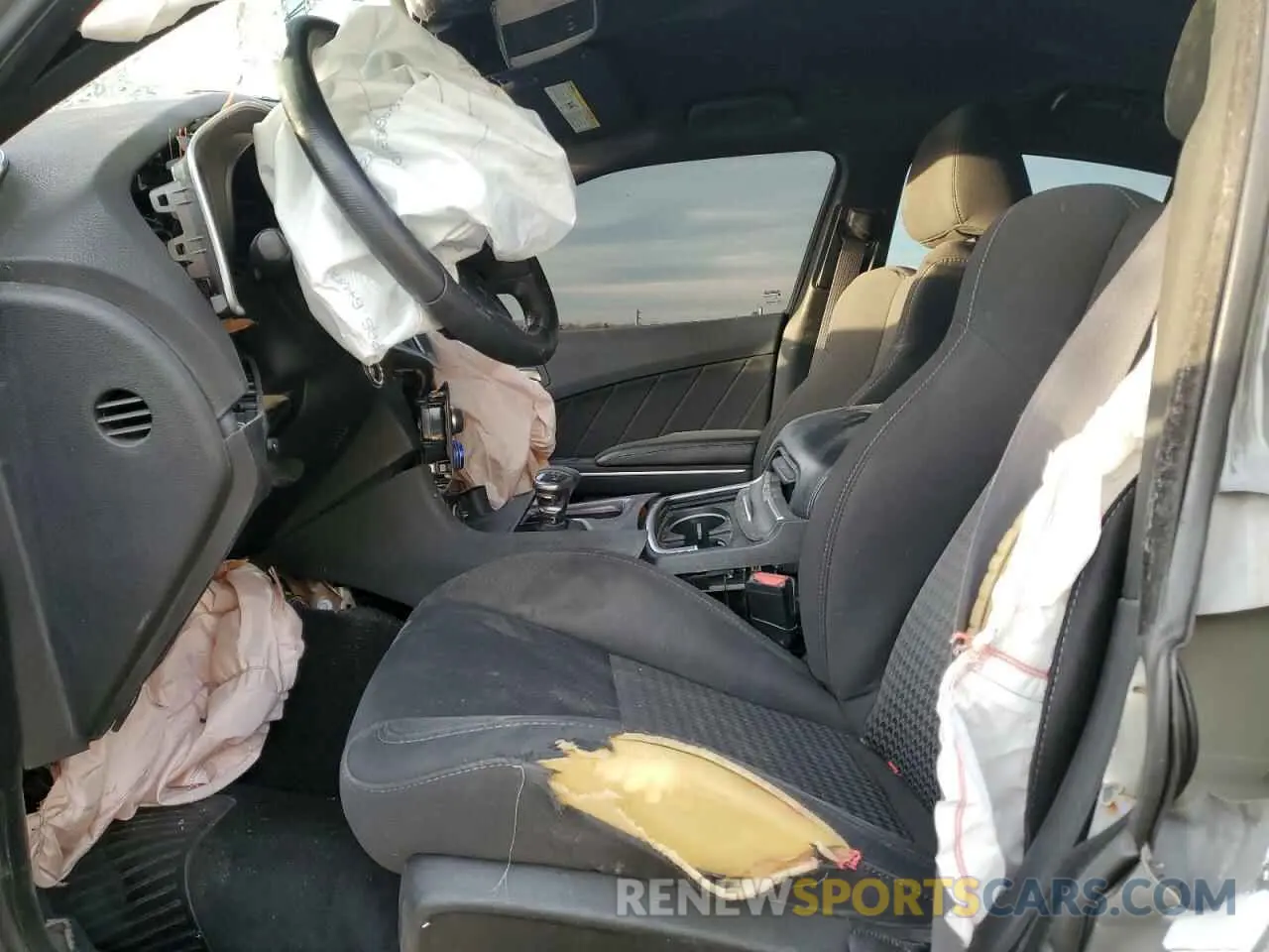 7 fotografías del automóvil dañado 2C3CDXHG1KH630530 DODGE CHARGER 2019