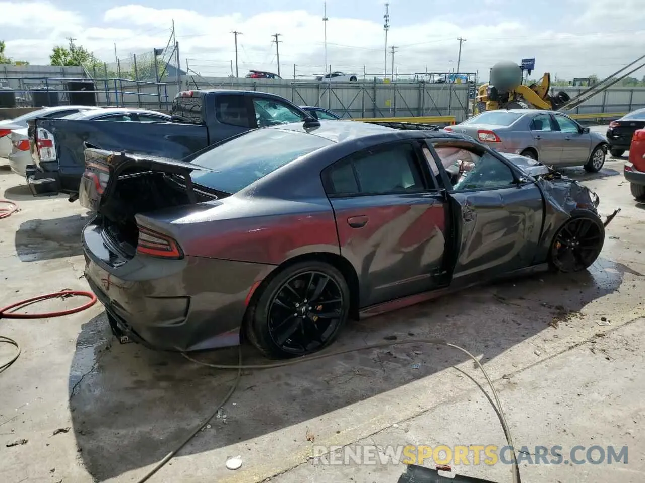 3 fotografías del automóvil dañado 2C3CDXHG1KH681431 DODGE CHARGER 2019