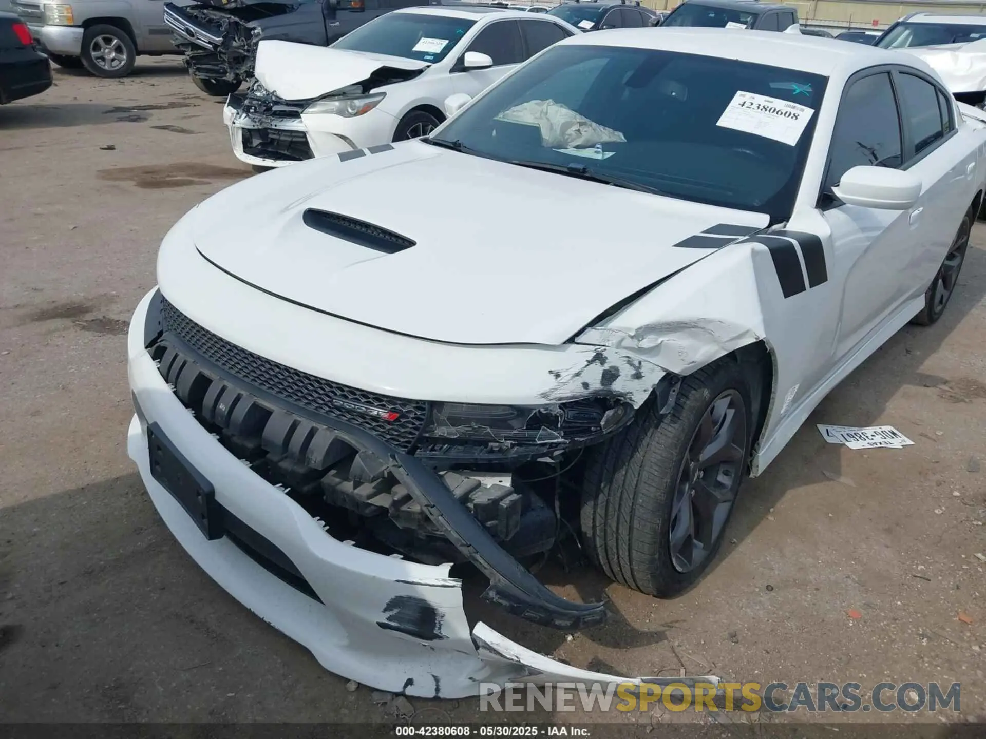 6 fotografías del automóvil dañado 2C3CDXHG4KH686994 DODGE CHARGER 2019