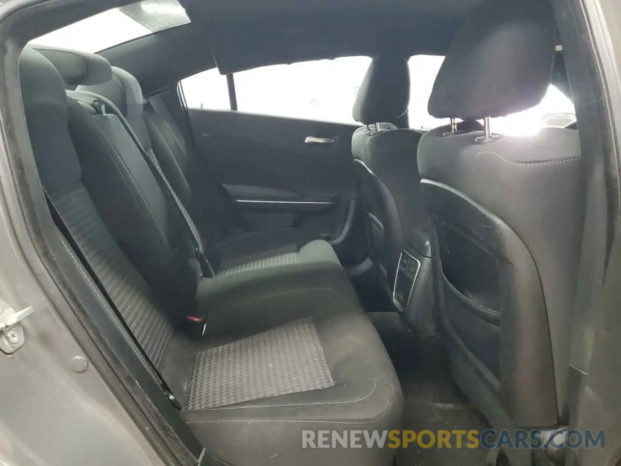 11 fotografías del automóvil dañado 2C3CDXHG6KH513672 DODGE CHARGER 2019