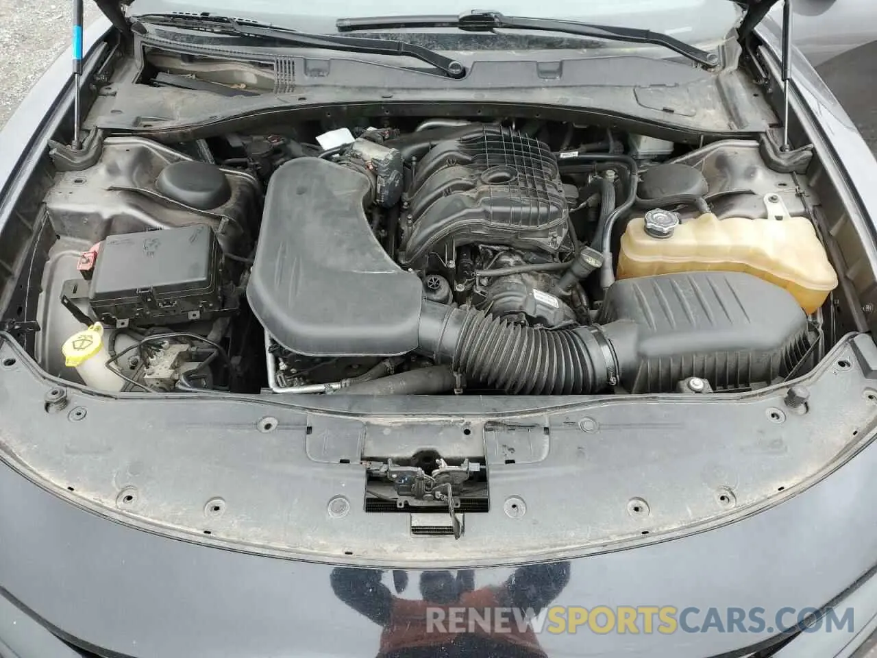 11 fotografías del automóvil dañado 2C3CDXHG6KH584709 DODGE CHARGER 2019