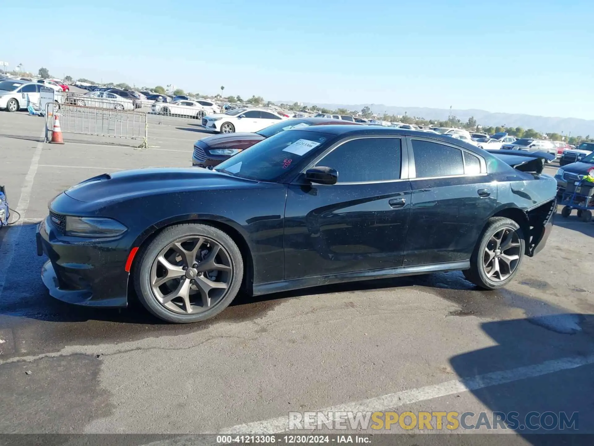 14 fotografías del automóvil dañado 2C3CDXHG6KH740375 DODGE CHARGER 2019