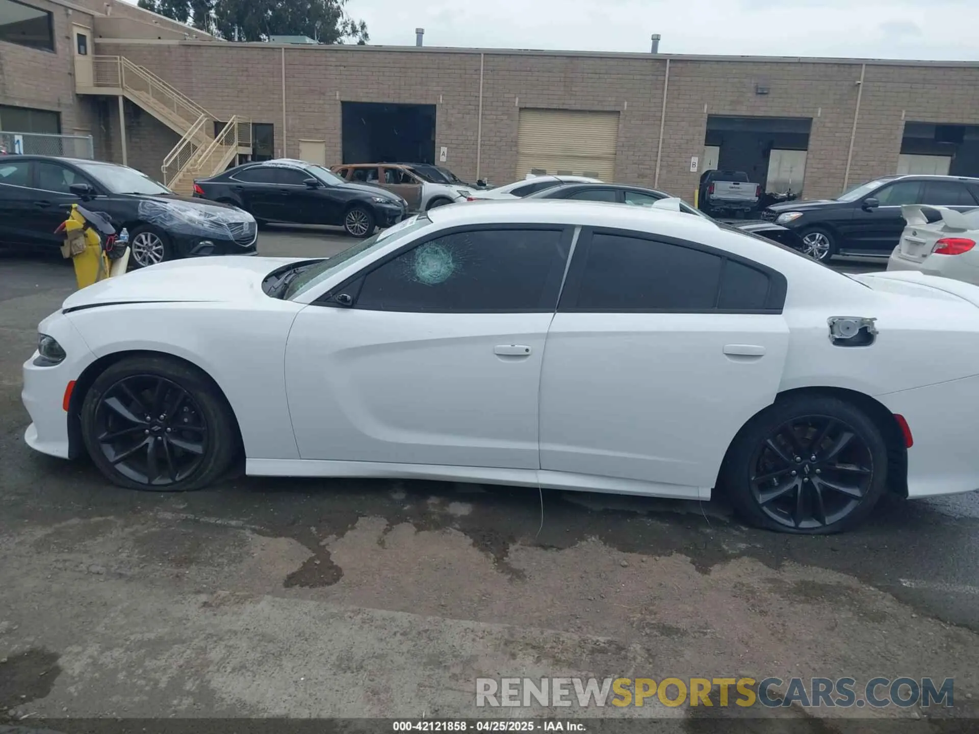 14 fotografías del automóvil dañado 2C3CDXHG7KH593094 DODGE CHARGER 2019