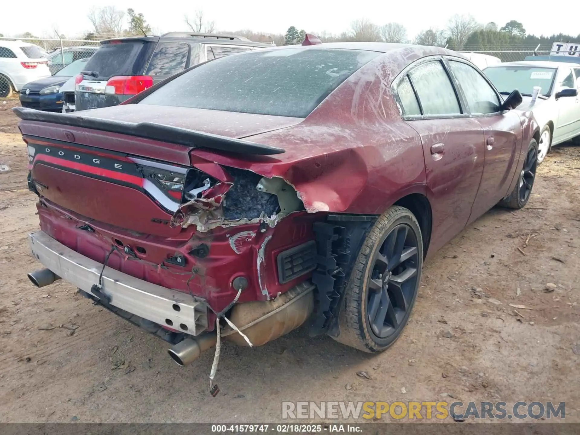 4 fotografías del automóvil dañado 2C3CDXHG8KH544857 DODGE CHARGER 2019