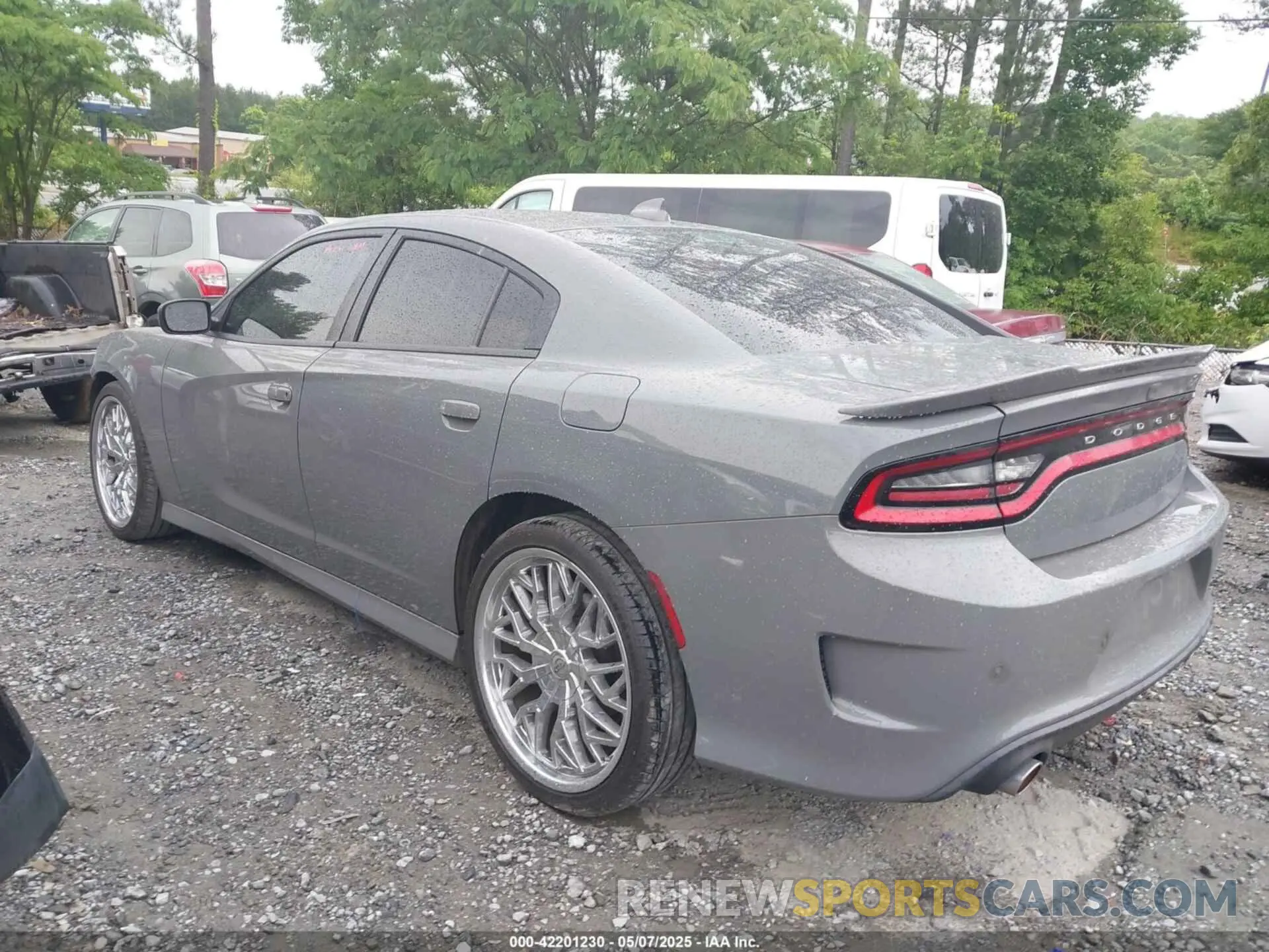 14 fotografías del automóvil dañado 2C3CDXHG9KH512483 DODGE CHARGER 2019