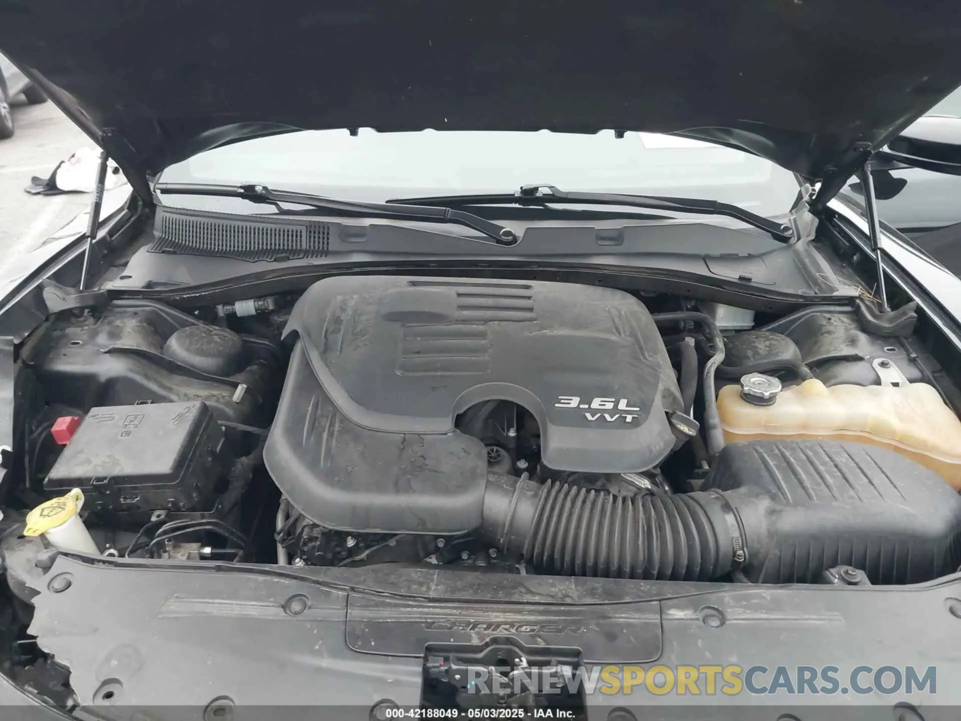 10 fotografías del automóvil dañado 2C3CDXHG9KH713879 DODGE CHARGER 2019