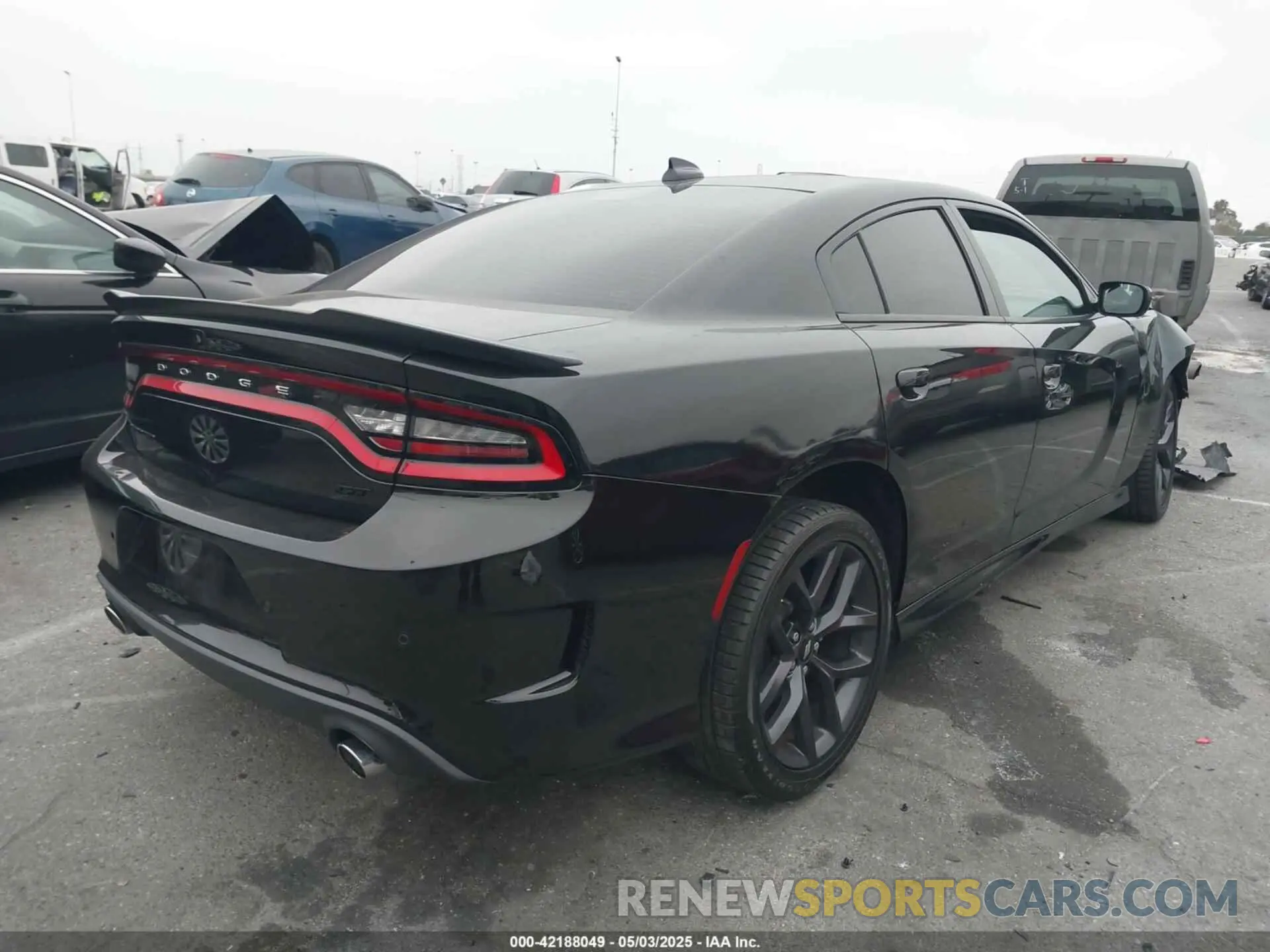 4 fotografías del automóvil dañado 2C3CDXHG9KH713879 DODGE CHARGER 2019