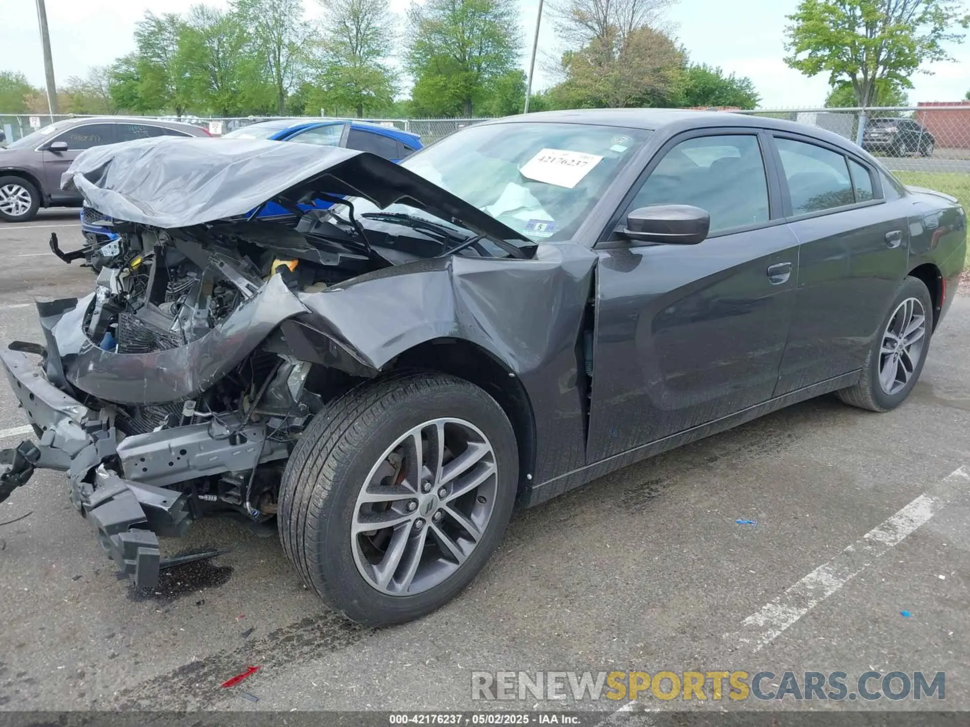 2 fotografías del automóvil dañado 2C3CDXJG2KH589500 DODGE CHARGER 2019