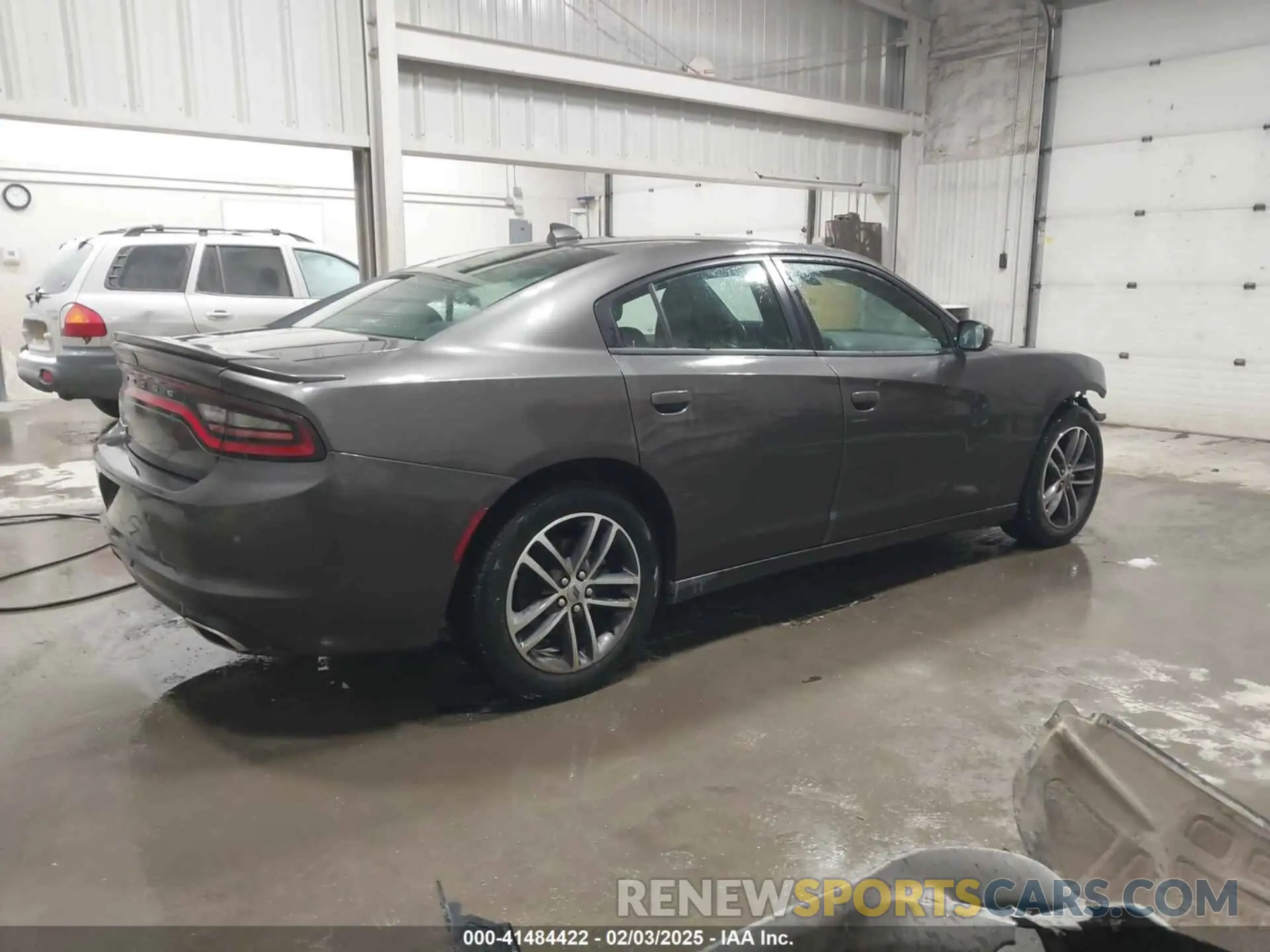 4 fotografías del automóvil dañado 2C3CDXJG7KH653952 DODGE CHARGER 2019