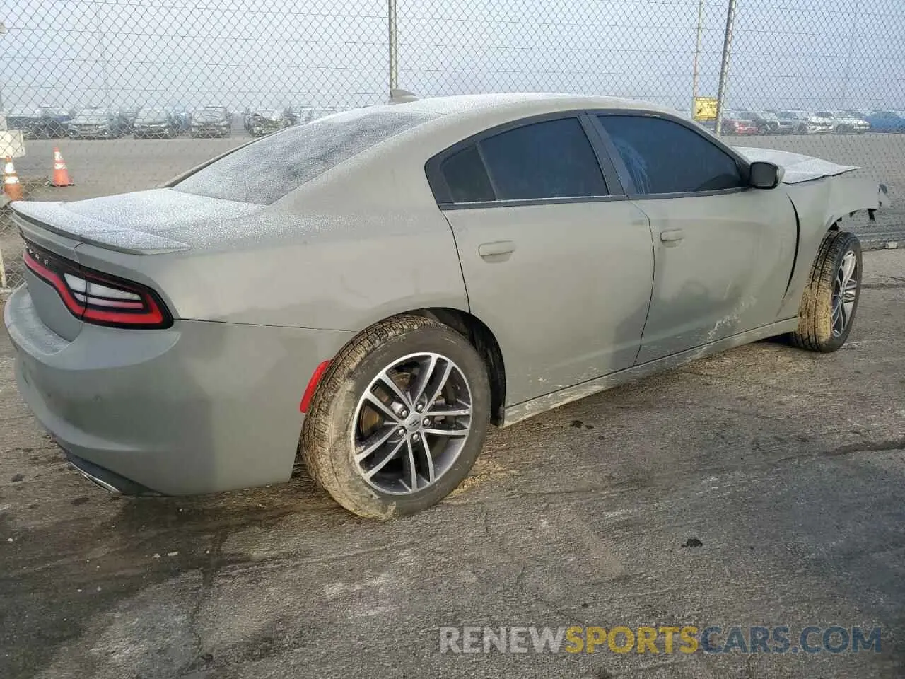 3 fotografías del automóvil dañado 2C3CDXJGXKH675833 DODGE CHARGER 2019