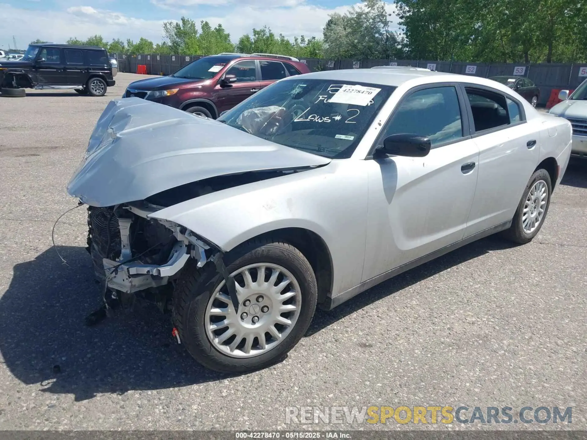 2 fotografías del automóvil dañado 2C3CDXKT0KH647826 DODGE CHARGER 2019
