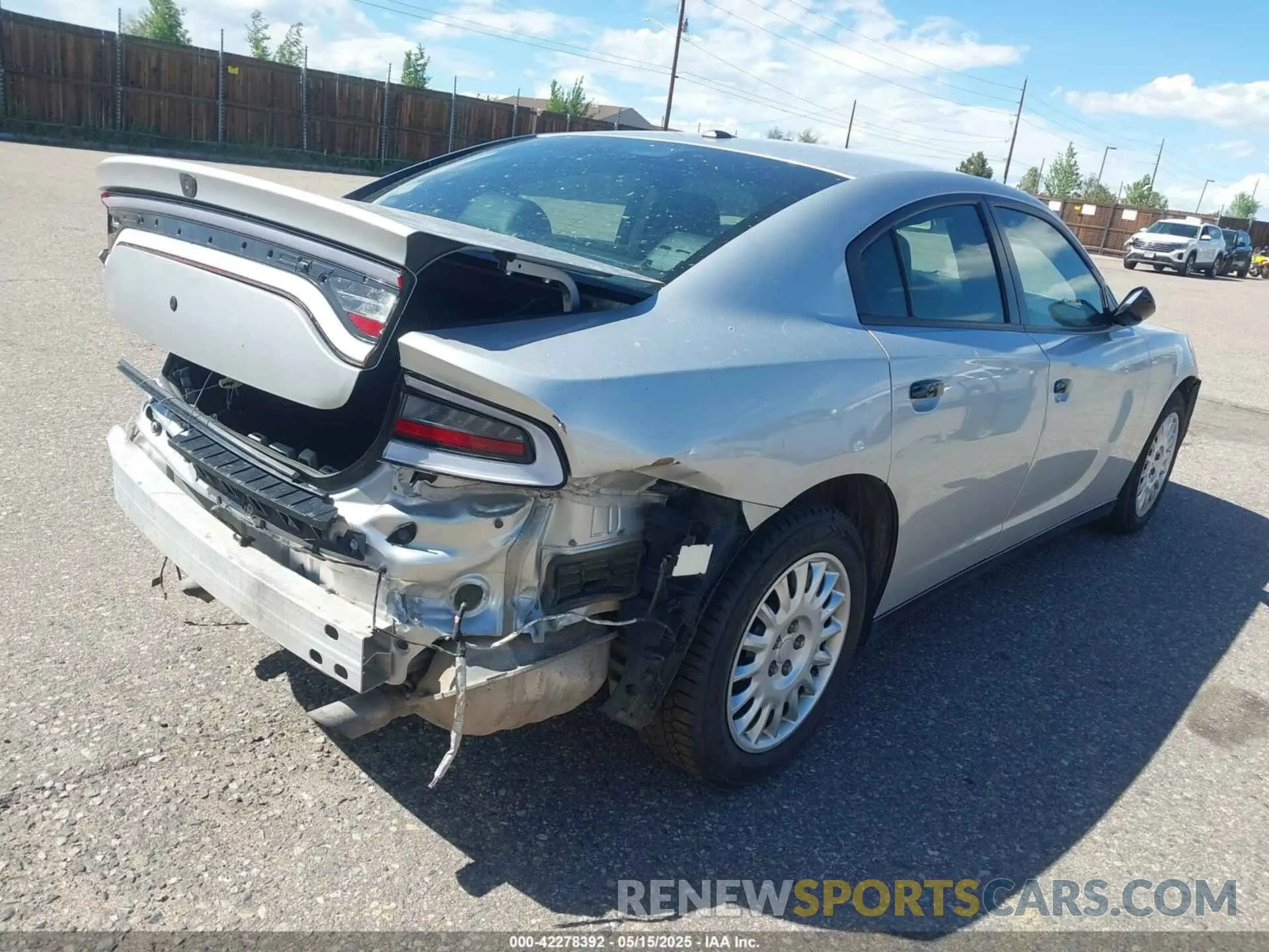 4 fotografías del automóvil dañado 2C3CDXKT2KH514663 DODGE CHARGER 2019