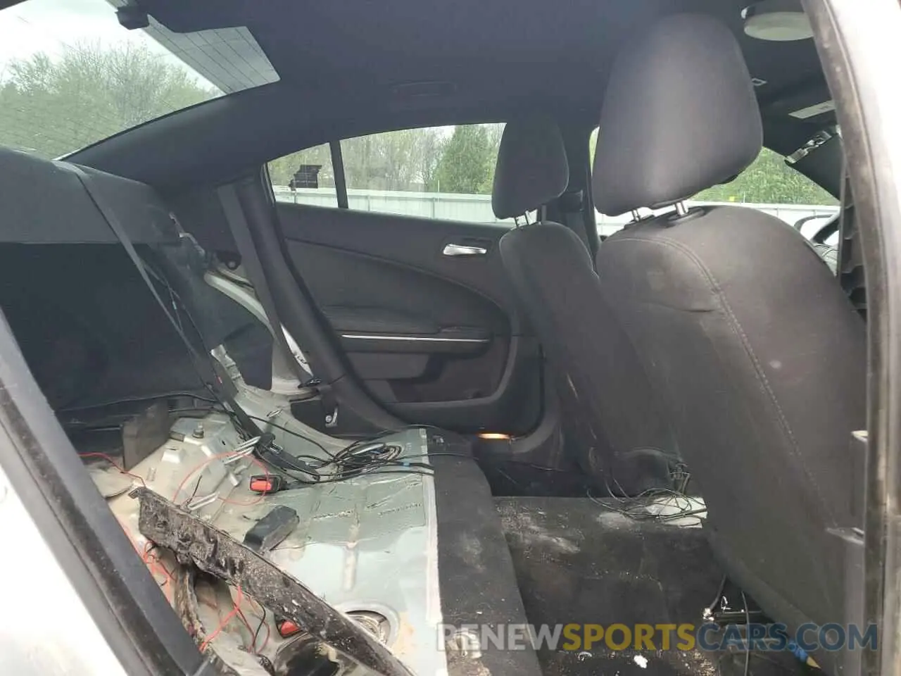 10 fotografías del automóvil dañado 2C3CDXKT2KH600488 DODGE CHARGER 2019
