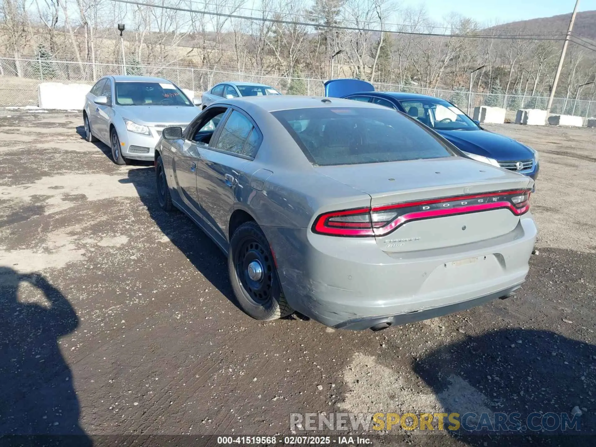 3 fotografías del automóvil dañado 2C3CDXKT4KH511277 DODGE CHARGER 2019