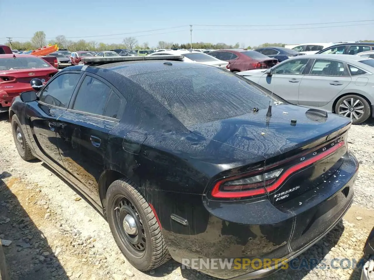 2 fotografías del automóvil dañado 2C3CDXKT5KH538679 DODGE CHARGER 2019