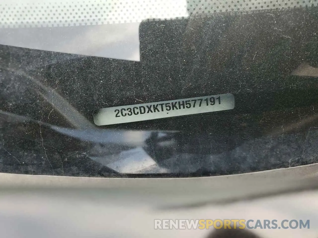 12 fotografías del automóvil dañado 2C3CDXKT5KH577191 DODGE CHARGER 2019