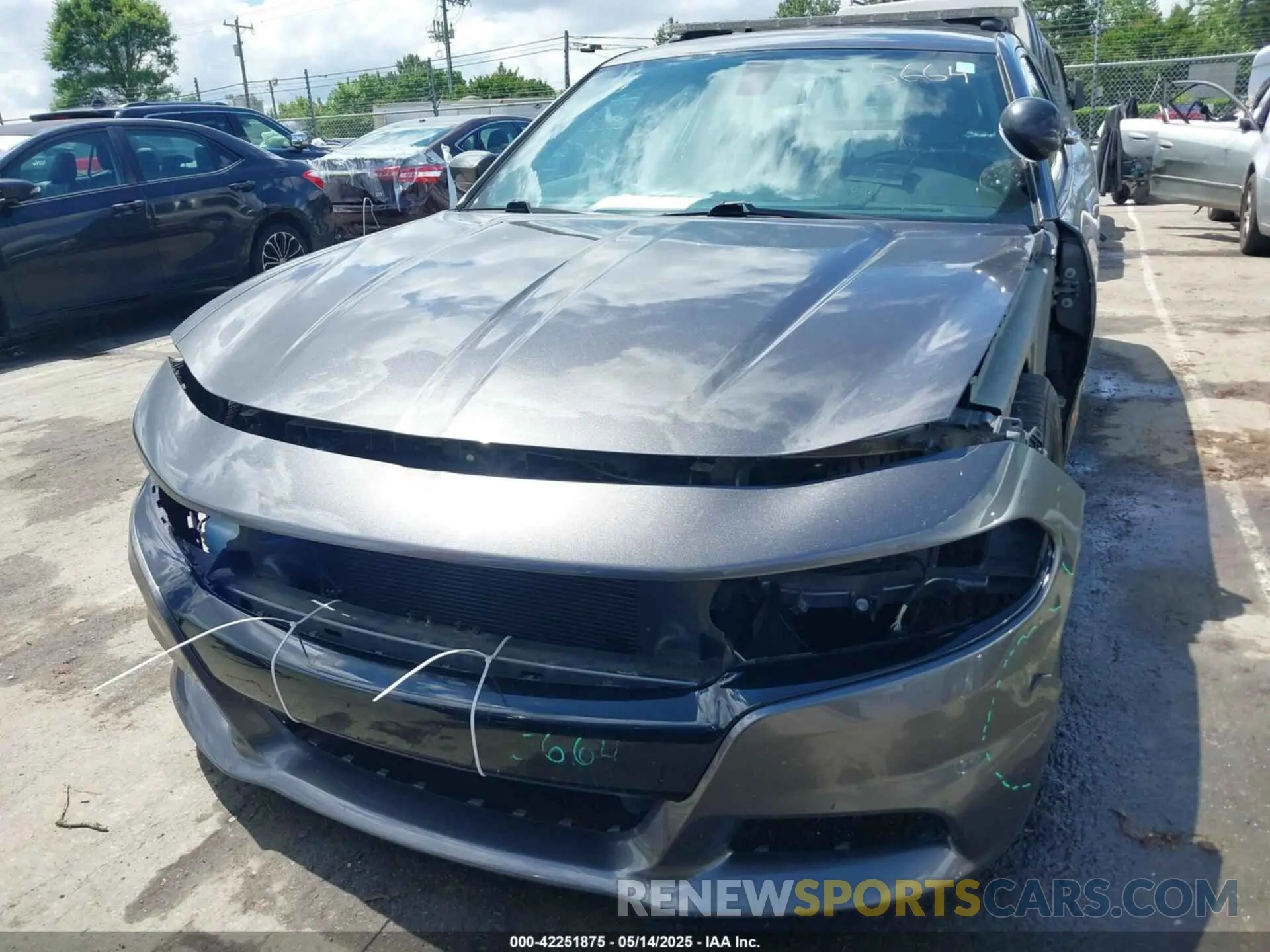 13 fotografías del automóvil dañado 2C3CDXKT6KH749633 DODGE CHARGER 2019