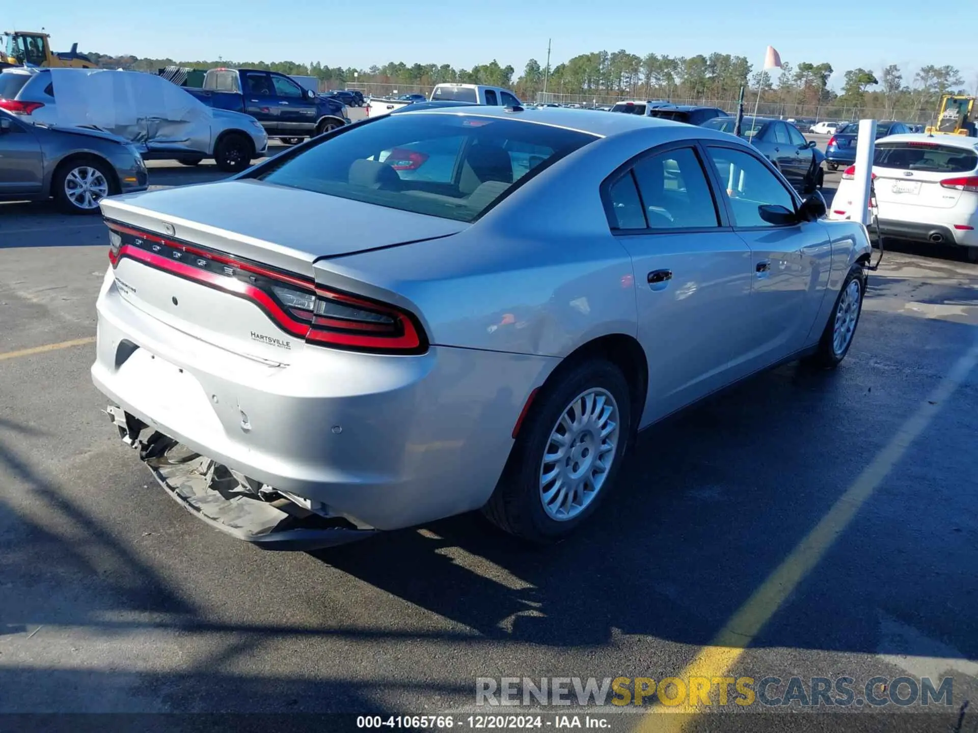 4 fotografías del automóvil dañado 2C3CDXKT8KH592686 DODGE CHARGER 2019