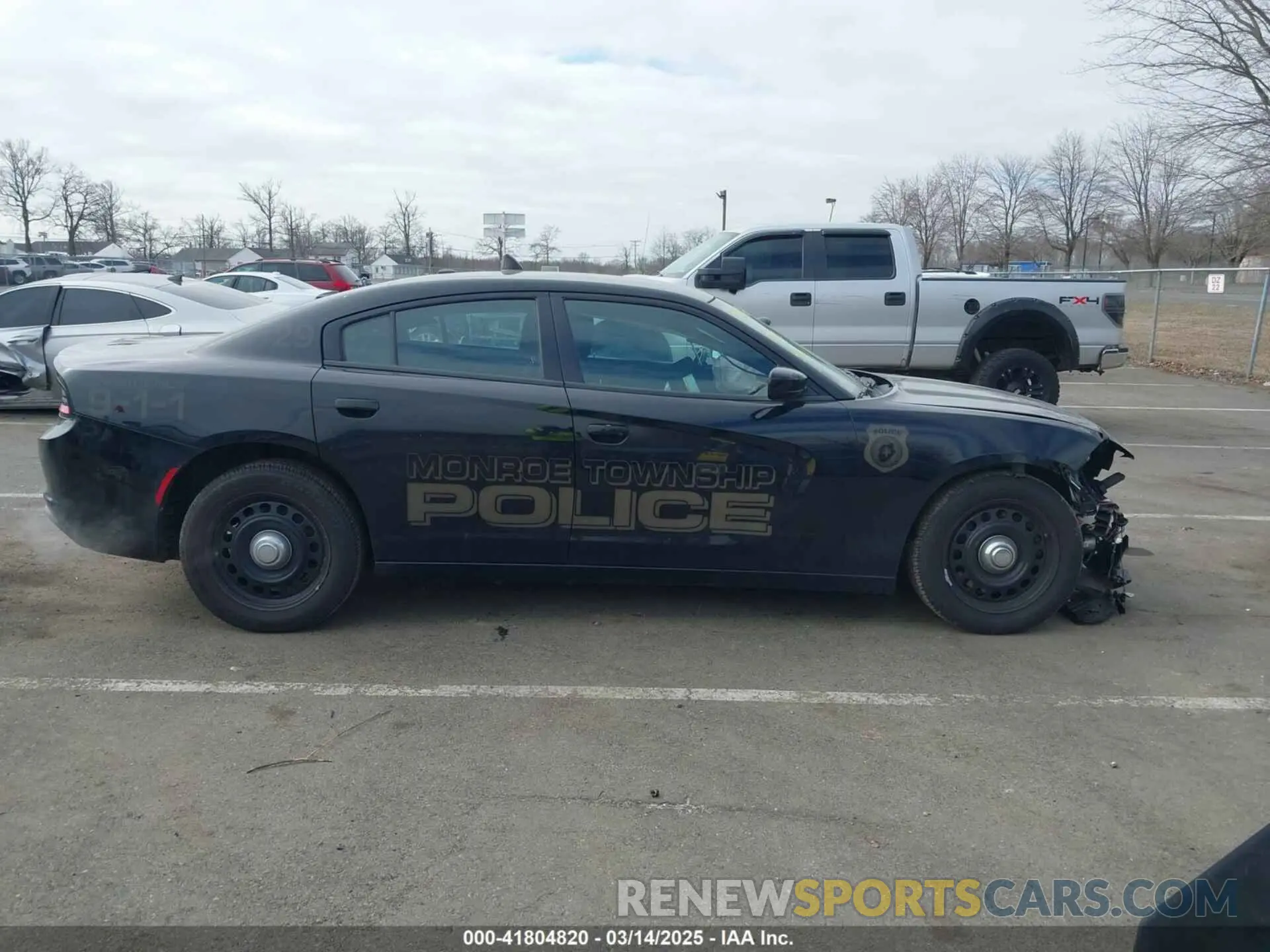12 fotografías del automóvil dañado 2C3CDXKTXKH582340 DODGE CHARGER 2019