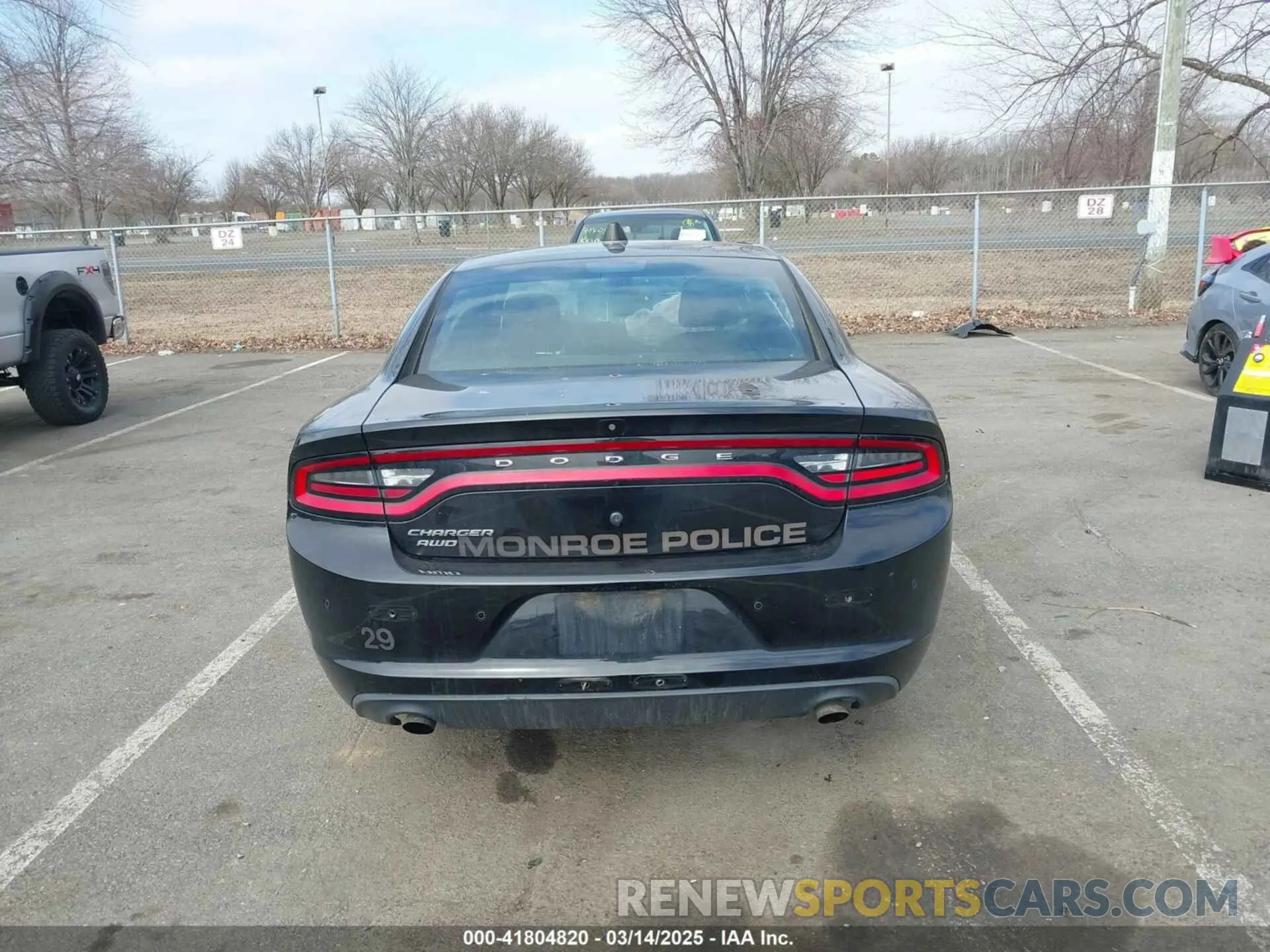 15 fotografías del automóvil dañado 2C3CDXKTXKH582340 DODGE CHARGER 2019