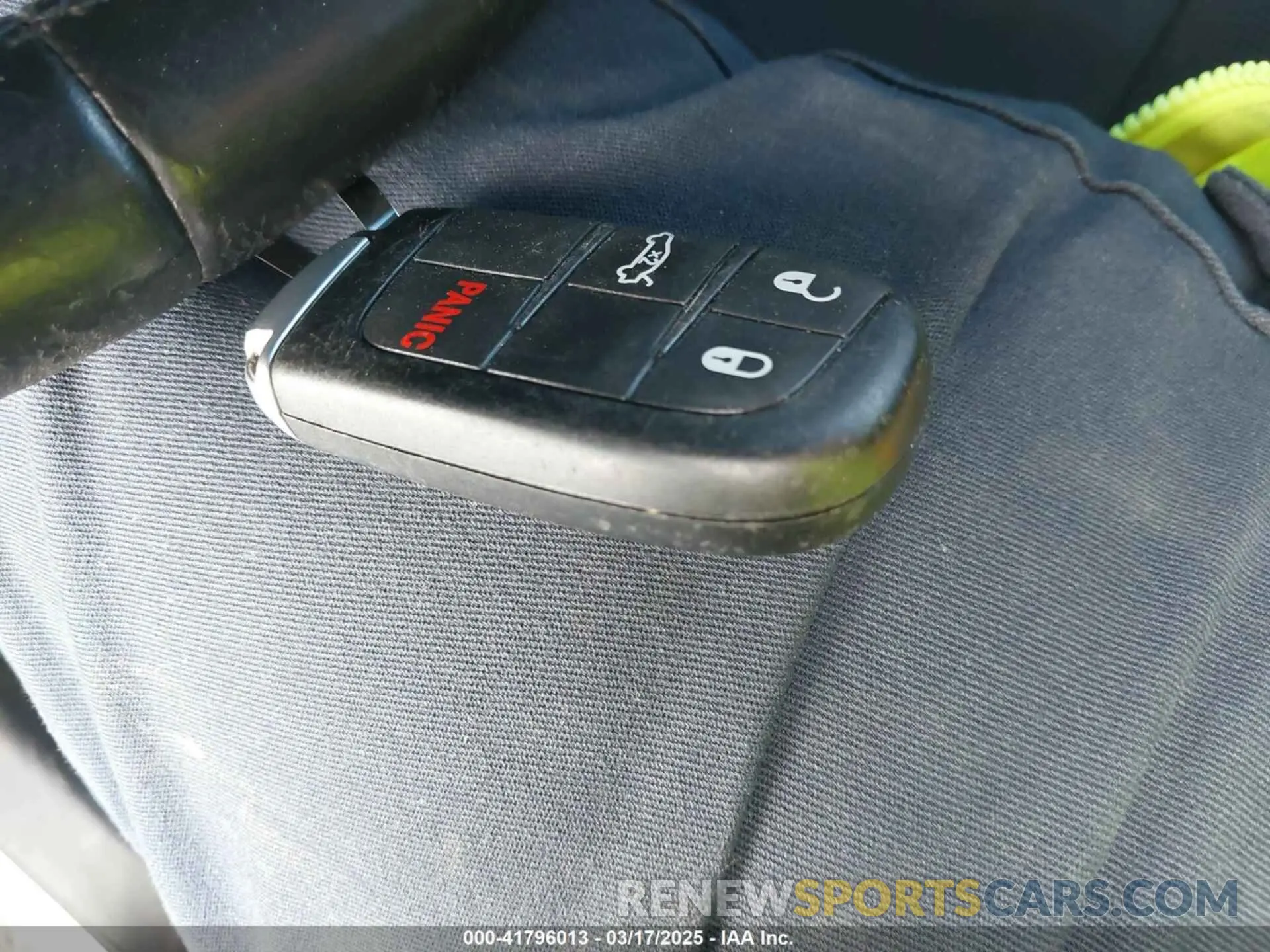 11 fotografías del automóvil dañado 2C3CDXKTXKH600139 DODGE CHARGER 2019