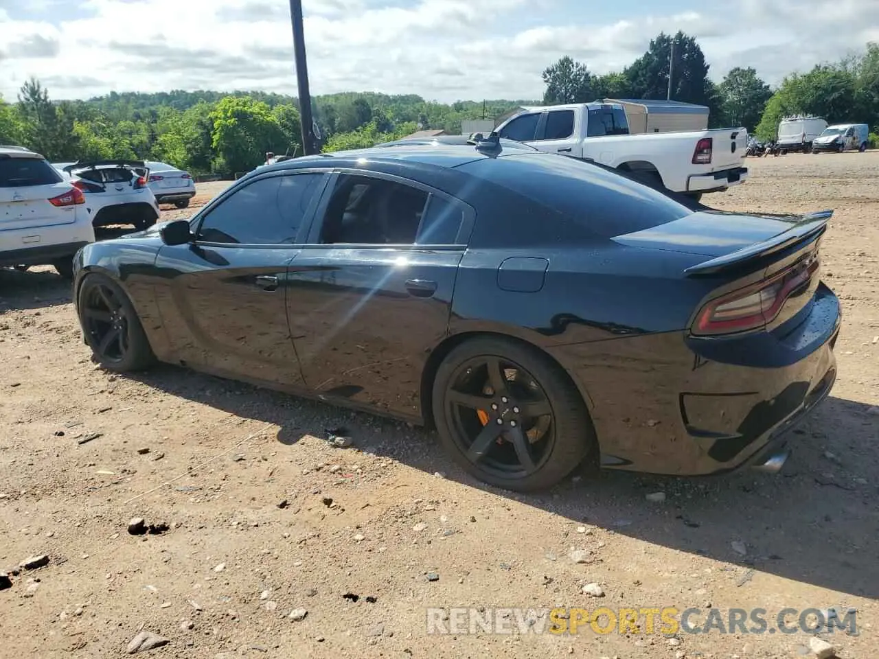 2 fotografías del automóvil dañado 2C3CDXL93KH540658 DODGE CHARGER 2019