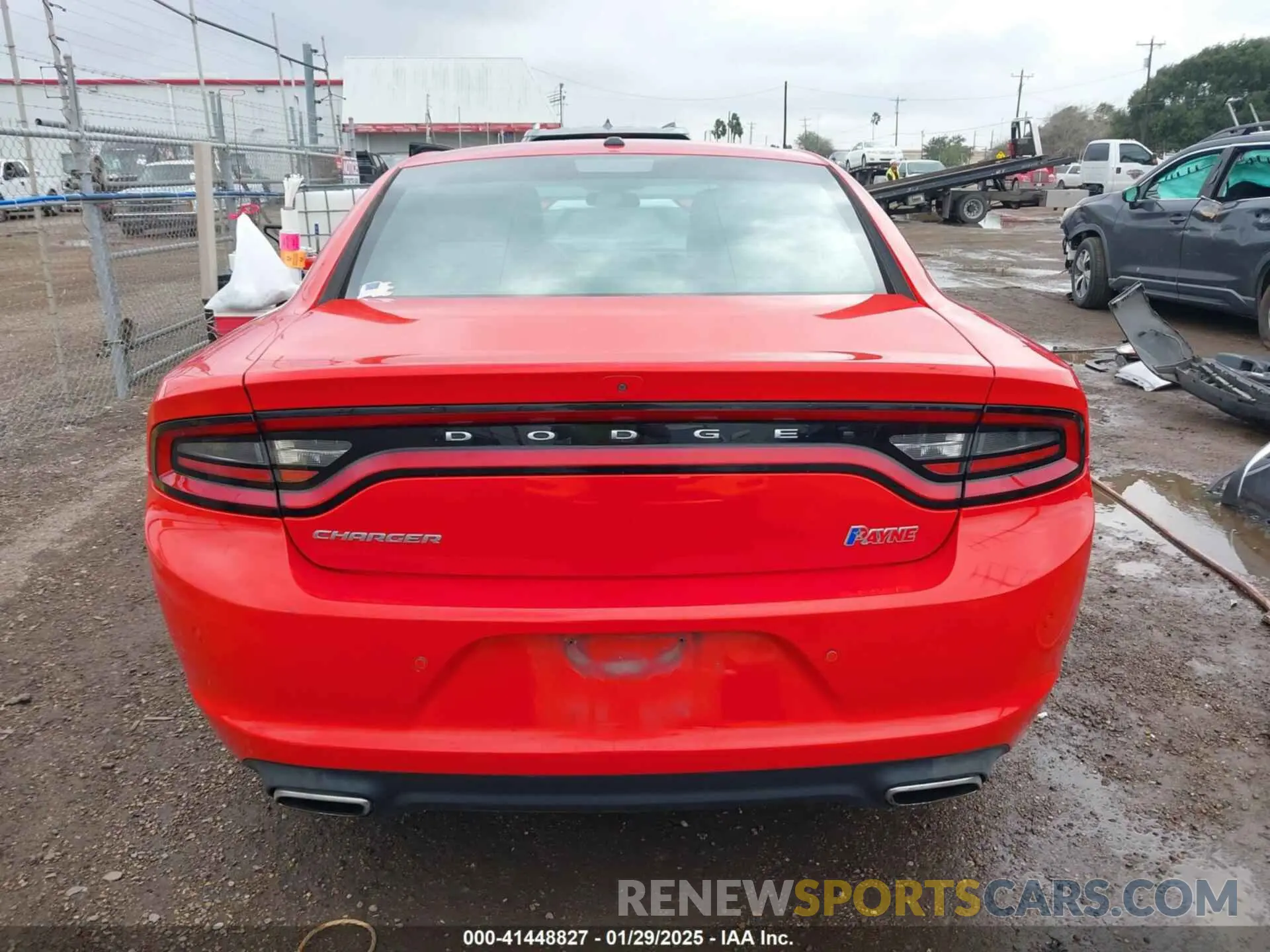 16 fotografías del automóvil dañado 2C3CDXBG0LH113990 DODGE CHARGER 2020