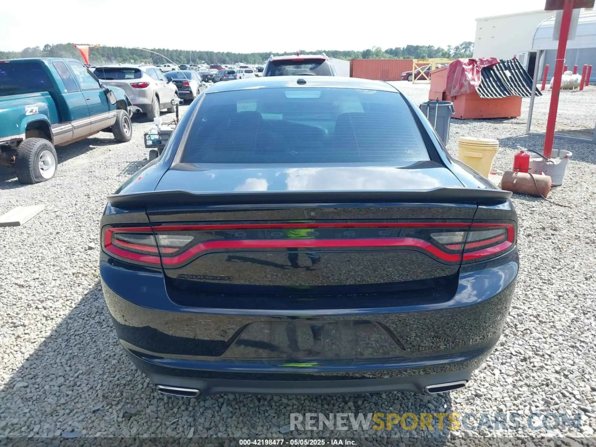16 fotografías del automóvil dañado 2C3CDXBG0LH219582 DODGE CHARGER 2020