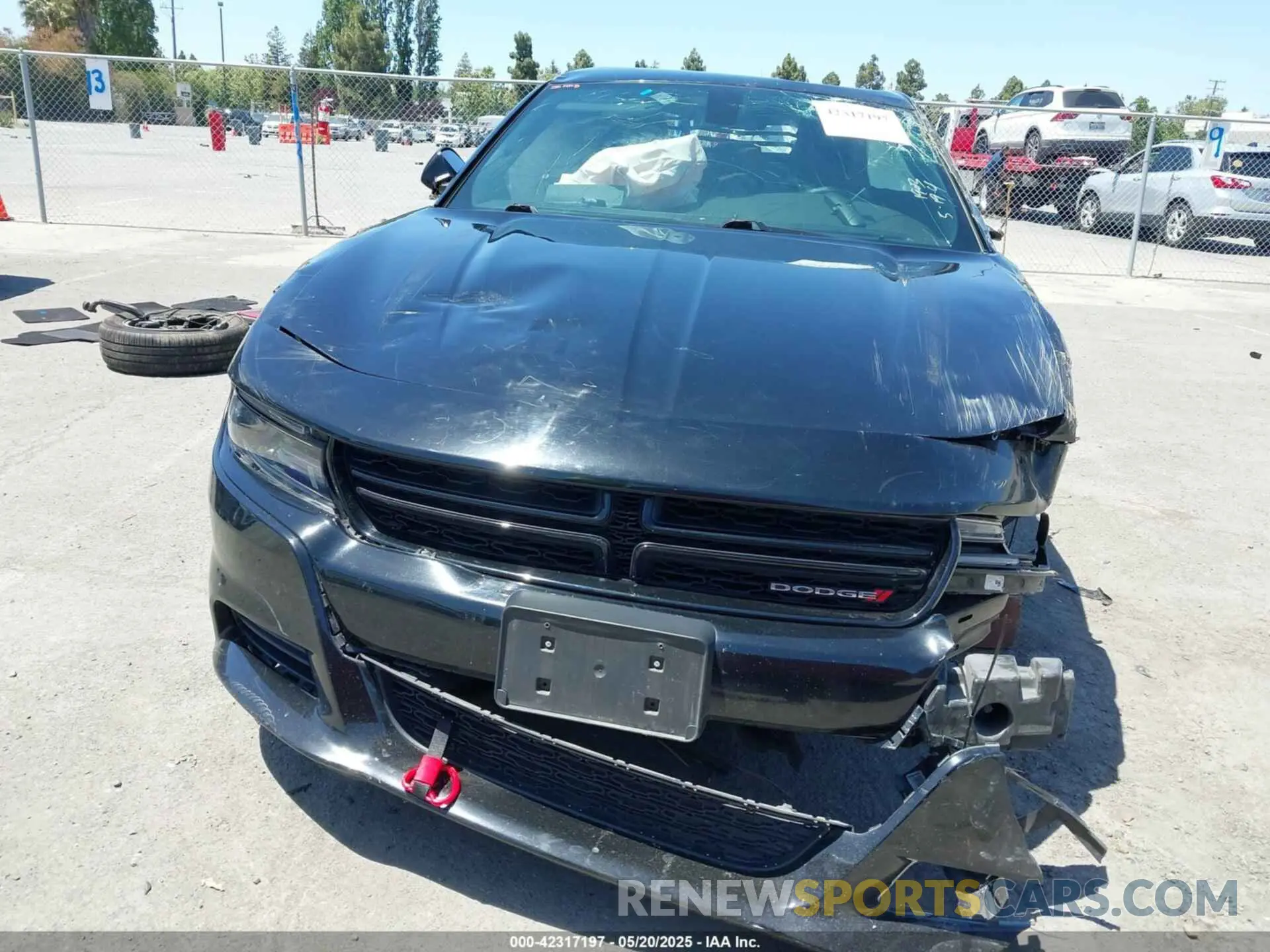 13 fotografías del automóvil dañado 2C3CDXBG1LH102237 DODGE CHARGER 2020