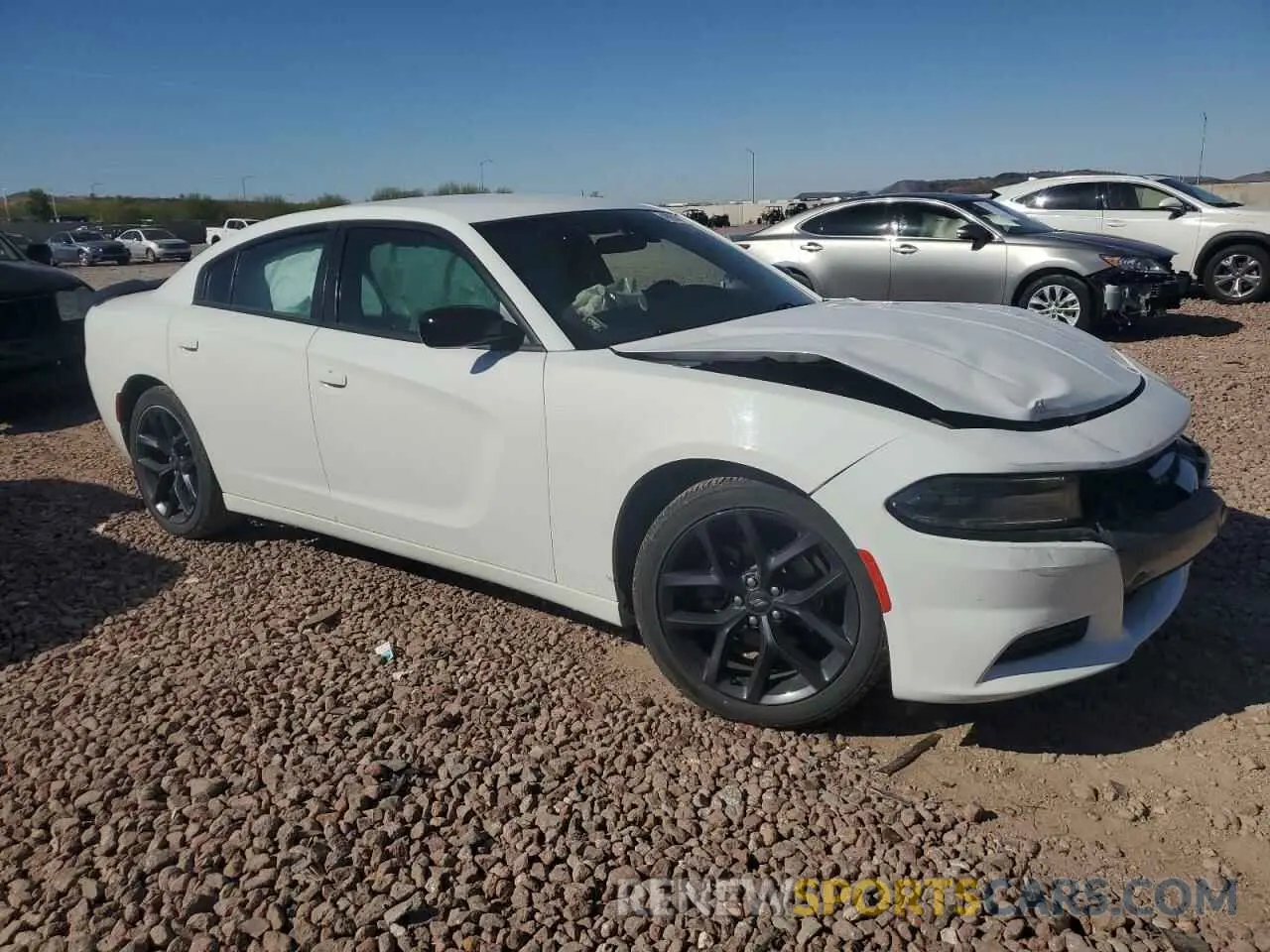 4 fotografías del automóvil dañado 2C3CDXBG1LH167668 DODGE CHARGER 2020