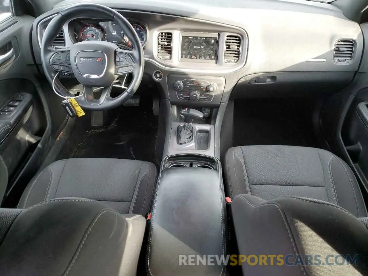 8 fotografías del automóvil dañado 2C3CDXBG2LH104790 DODGE CHARGER 2020