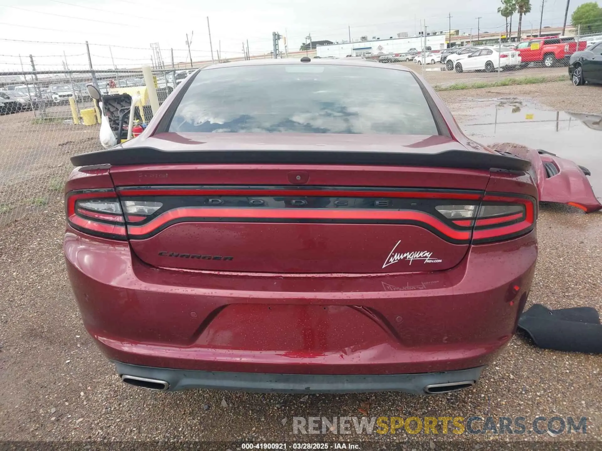 17 fotografías del automóvil dañado 2C3CDXBG2LH136073 DODGE CHARGER 2020