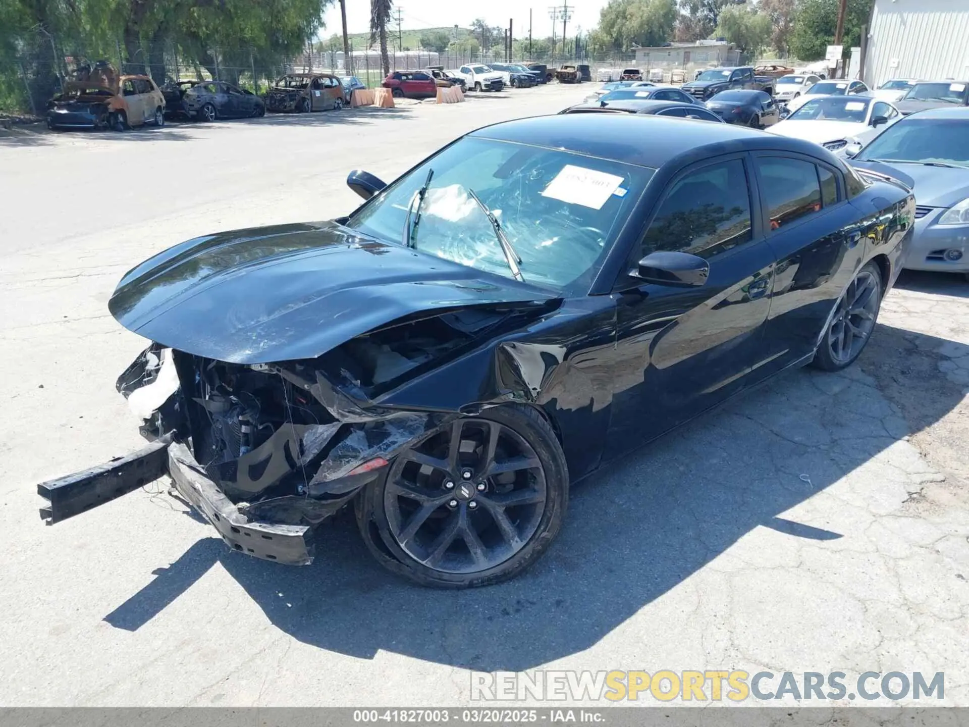 2 fotografías del automóvil dañado 2C3CDXBG3LH114888 DODGE CHARGER 2020