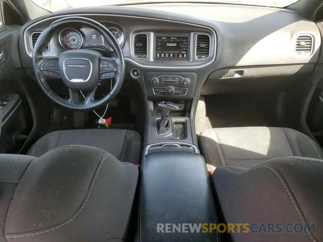 8 fotografías del automóvil dañado 2C3CDXBG3LH123980 DODGE CHARGER 2020