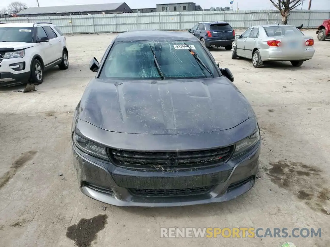5 fotografías del automóvil dañado 2C3CDXBG3LH167669 DODGE CHARGER 2020