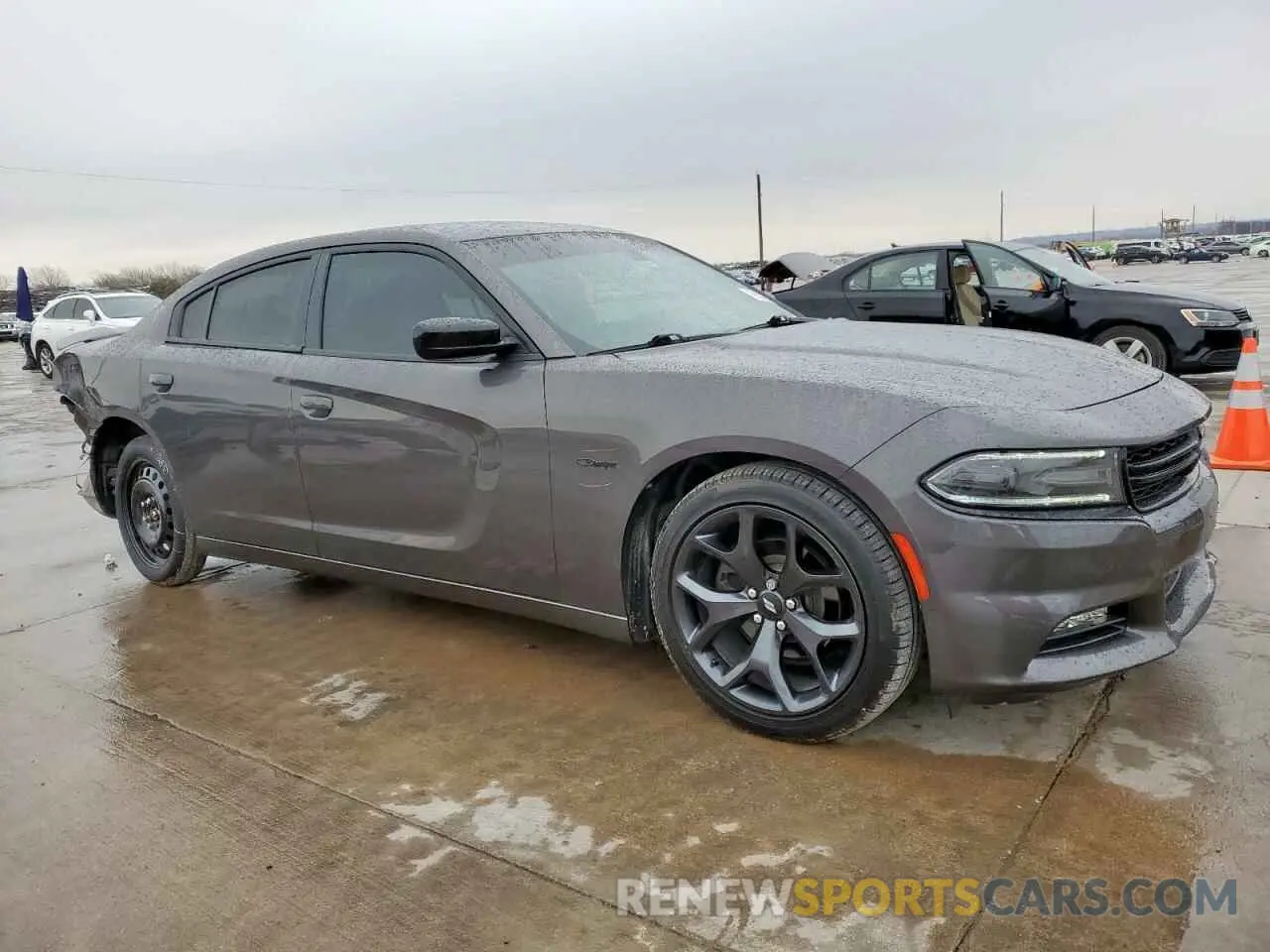 4 fotografías del automóvil dañado 2C3CDXBG3LH238384 DODGE CHARGER 2020