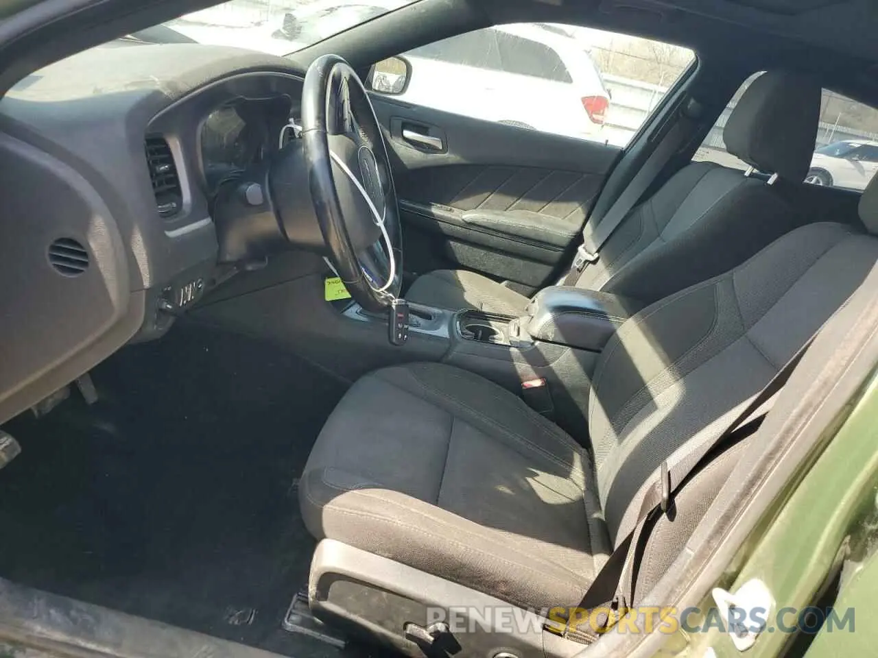 7 fotografías del automóvil dañado 2C3CDXBG5LH177636 DODGE CHARGER 2020
