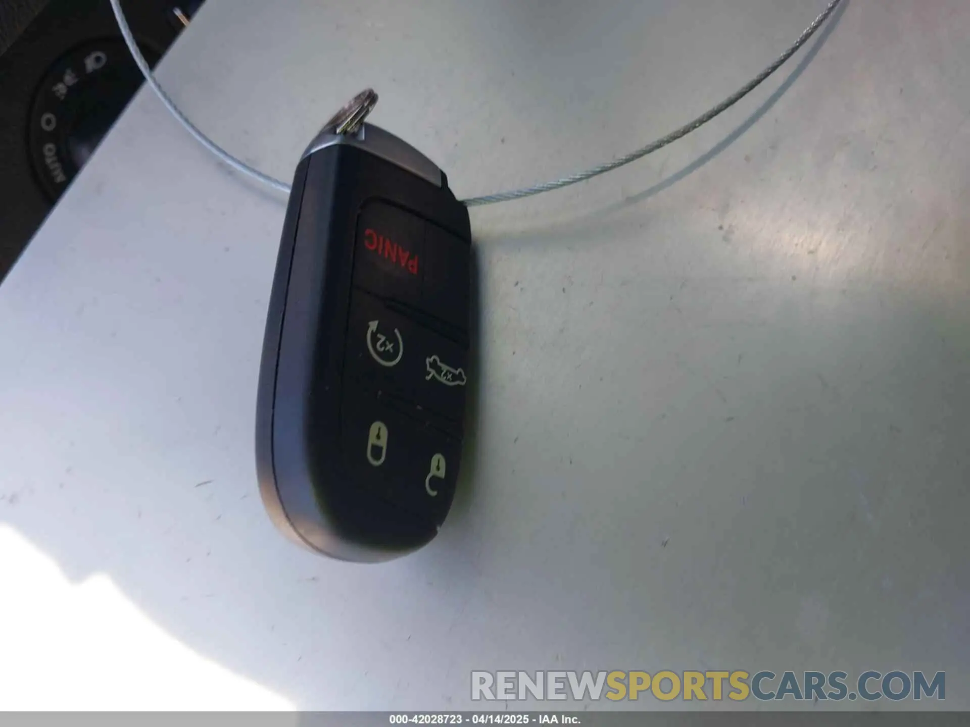 11 fotografías del automóvil dañado 2C3CDXBG5LH220064 DODGE CHARGER 2020