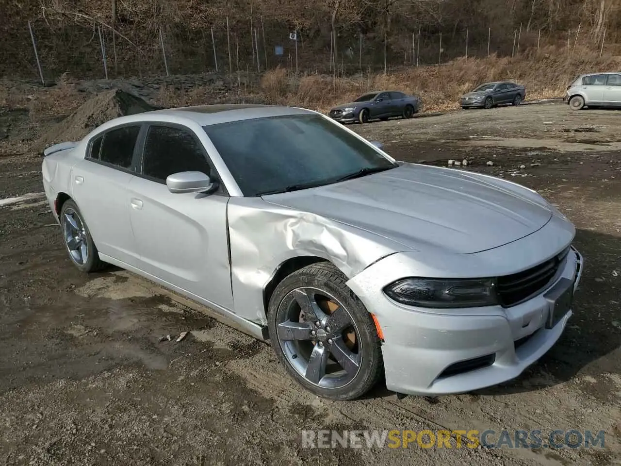 4 fotografías del automóvil dañado 2C3CDXBG6LH150073 DODGE CHARGER 2020