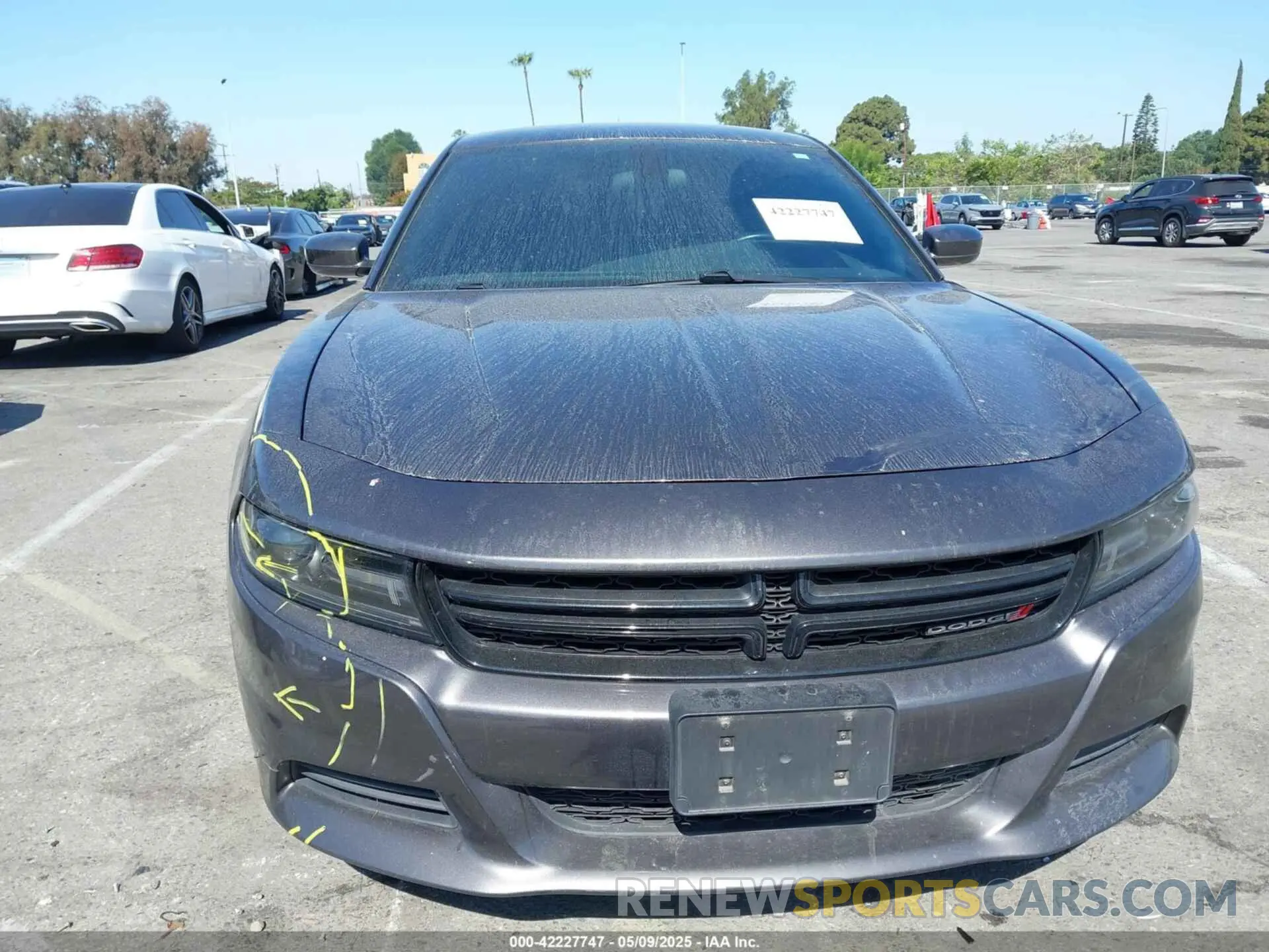 13 fotografías del automóvil dañado 2C3CDXBG6LH234913 DODGE CHARGER 2020